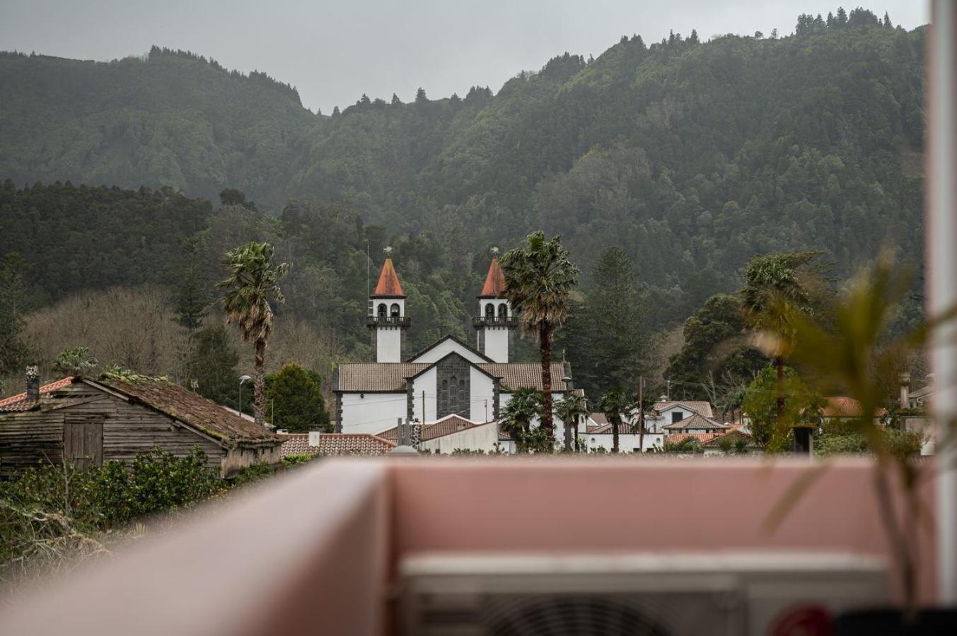 Natural Living Vacations Furnas  Exterior foto